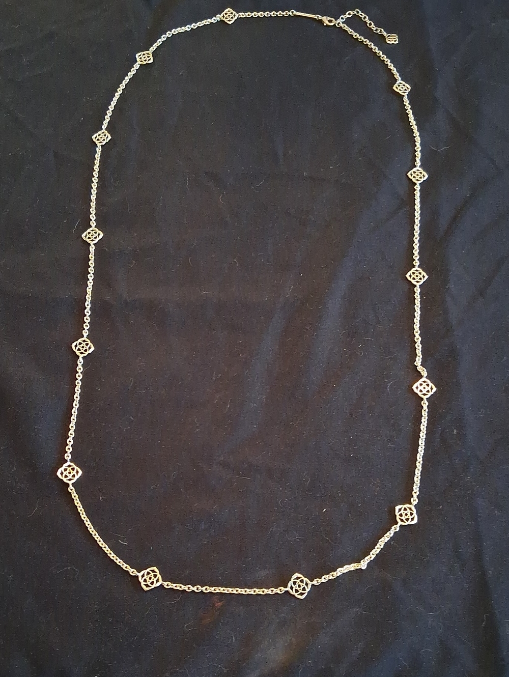 Kendra Scott Devalyn necklace